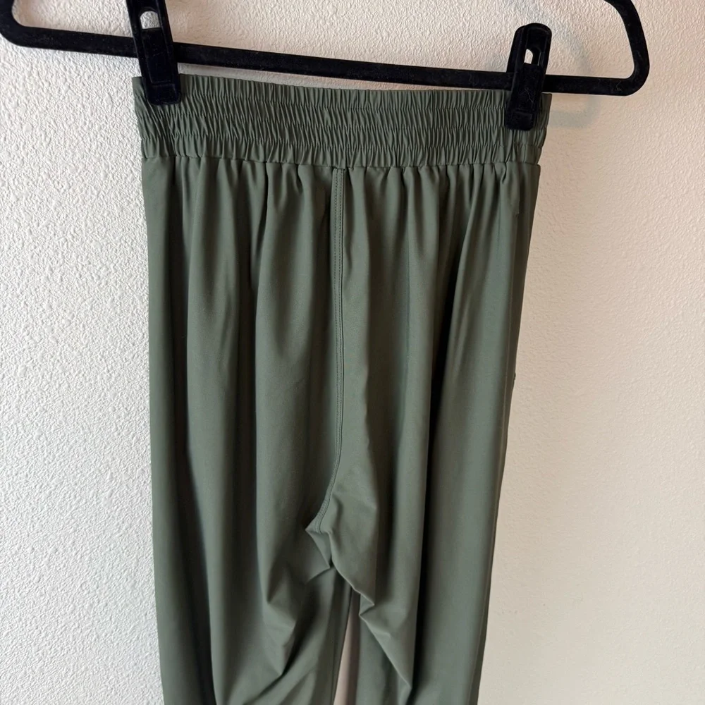 ADAY Pack It Up Pull On Technical Jogger Pant Green Casual Travel Women XS